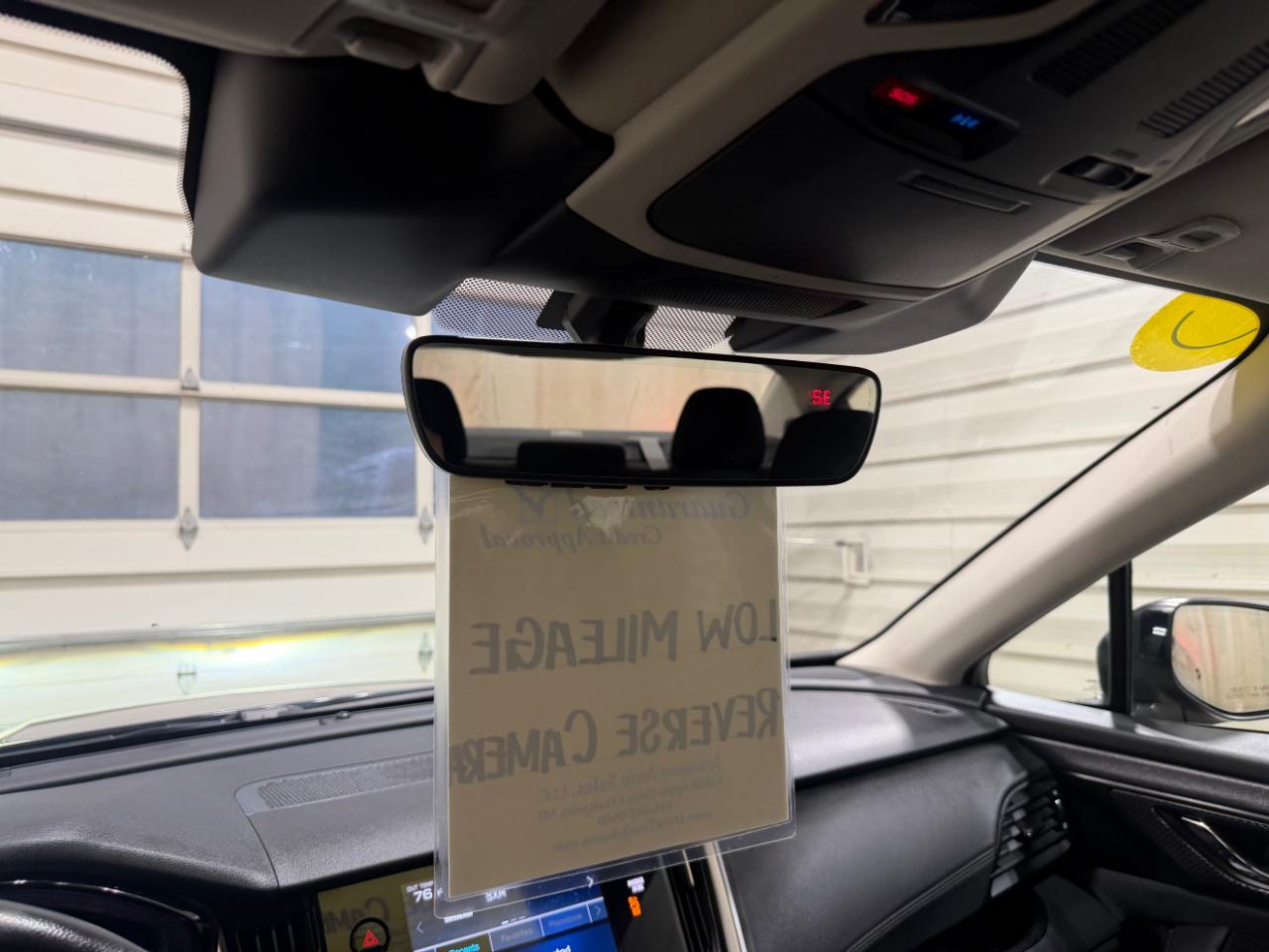 Subaru Legacy Premium AWD 2024
