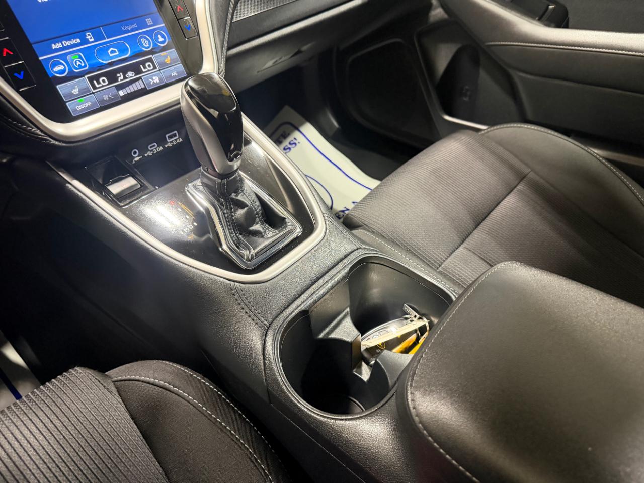 Subaru Legacy Premium AWD 2024