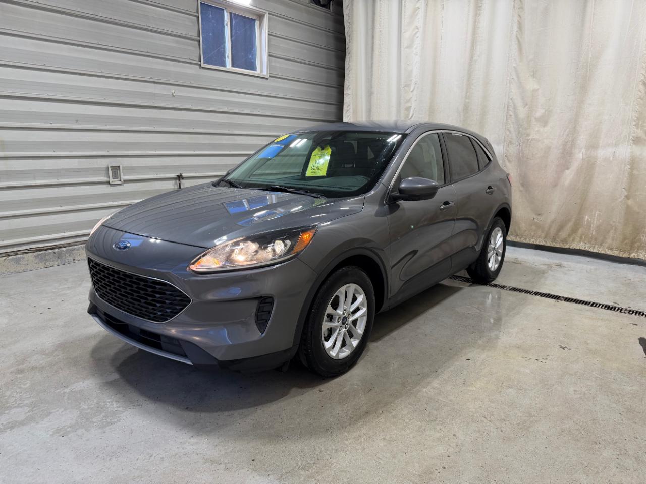 Ford Escape SE Hybrid FWD 2021