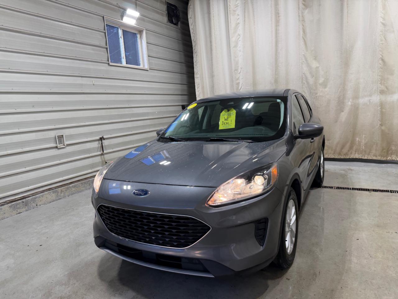 Ford Escape SE Hybrid FWD 2021