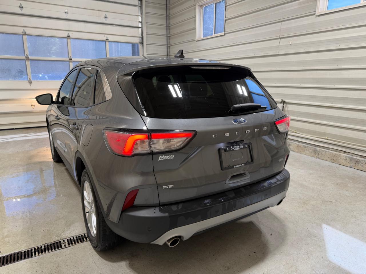 Ford Escape SE Hybrid FWD 2021