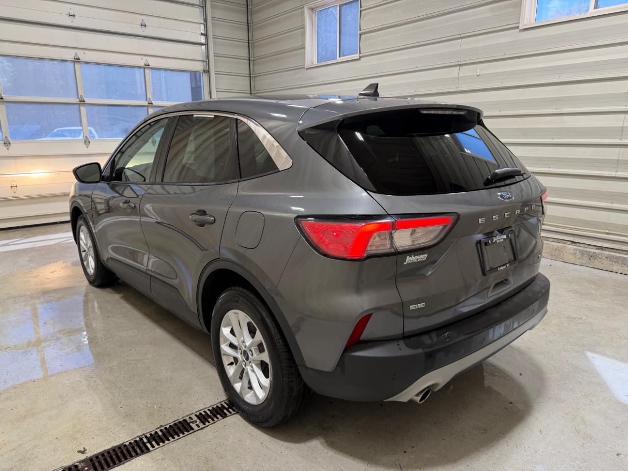 Ford Escape SE Hybrid FWD 2021