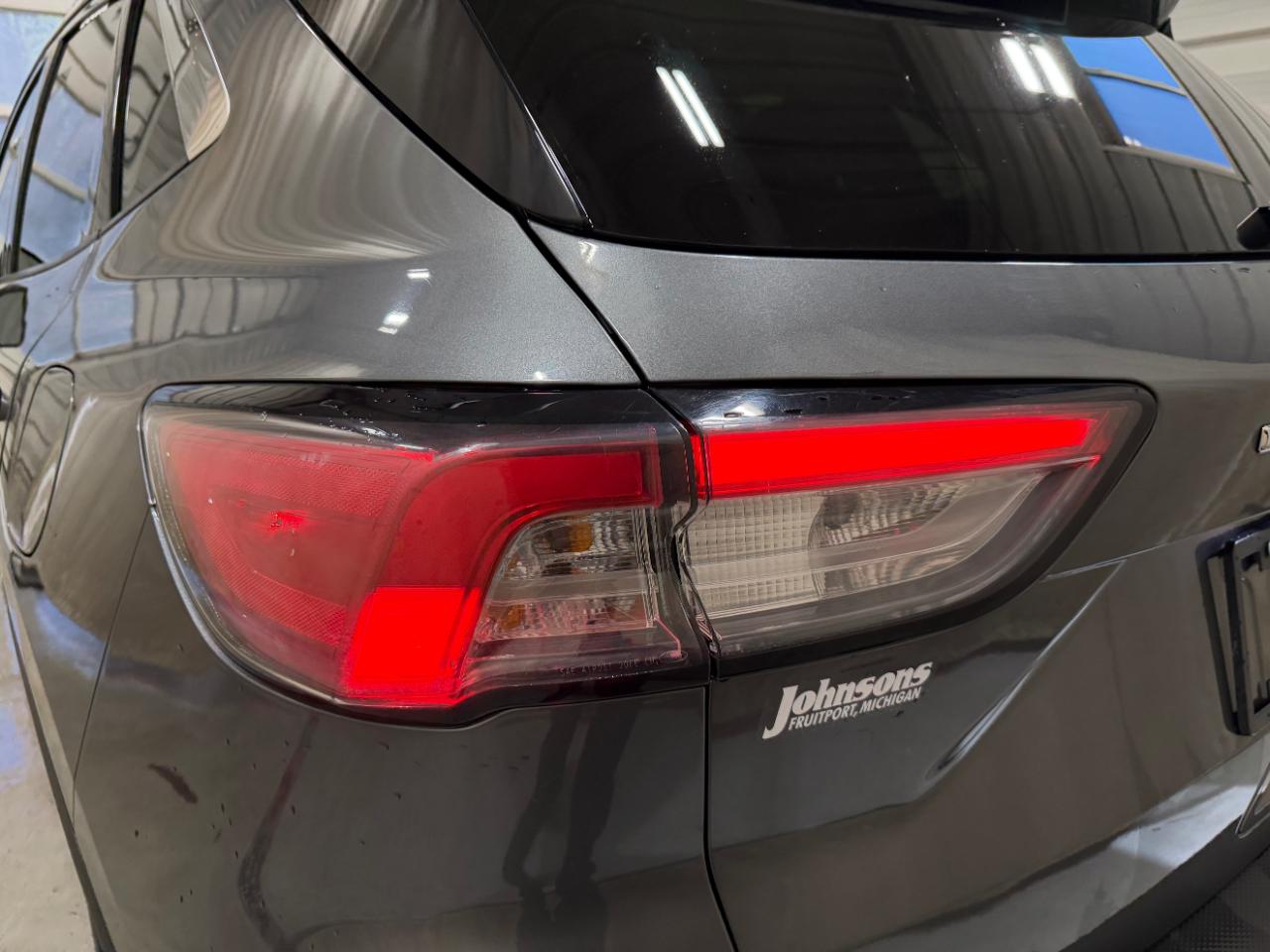Ford Escape SE Hybrid FWD 2021
