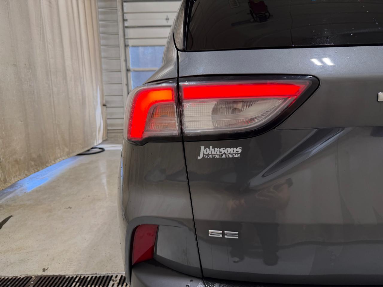 Ford Escape SE Hybrid FWD 2021