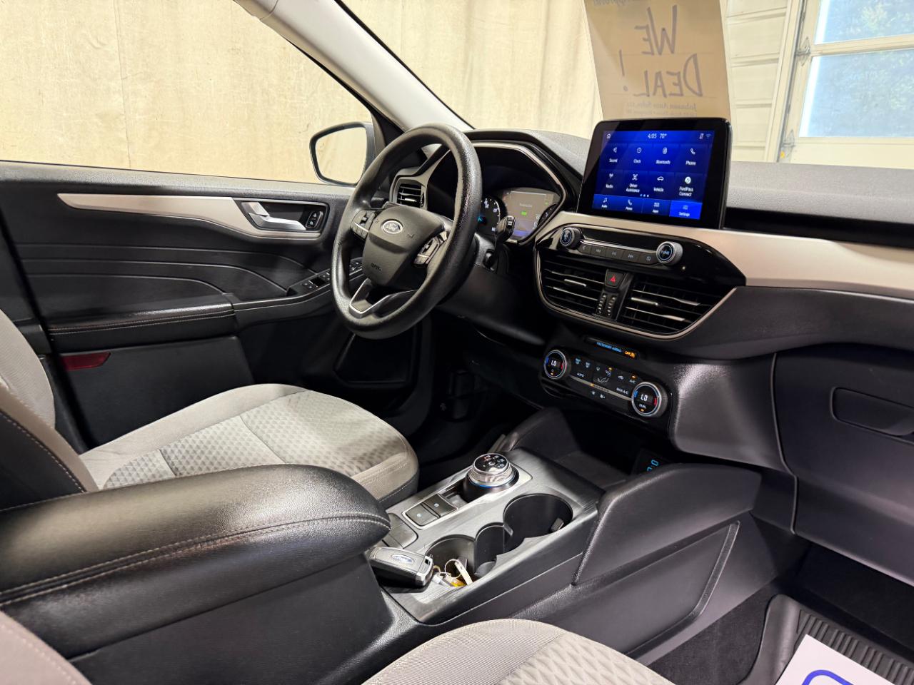 Ford Escape SE Hybrid FWD 2021
