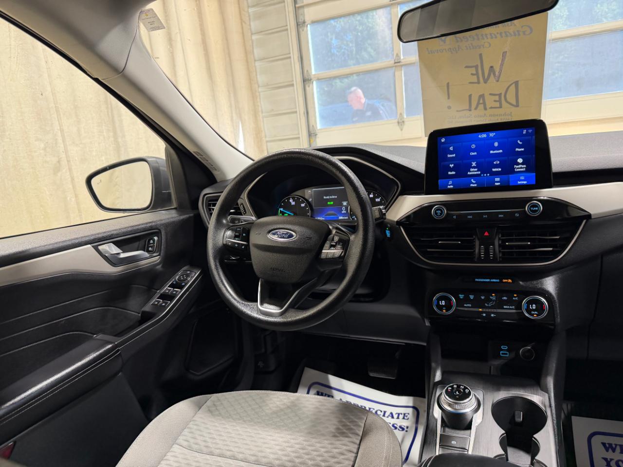 Ford Escape SE Hybrid FWD 2021
