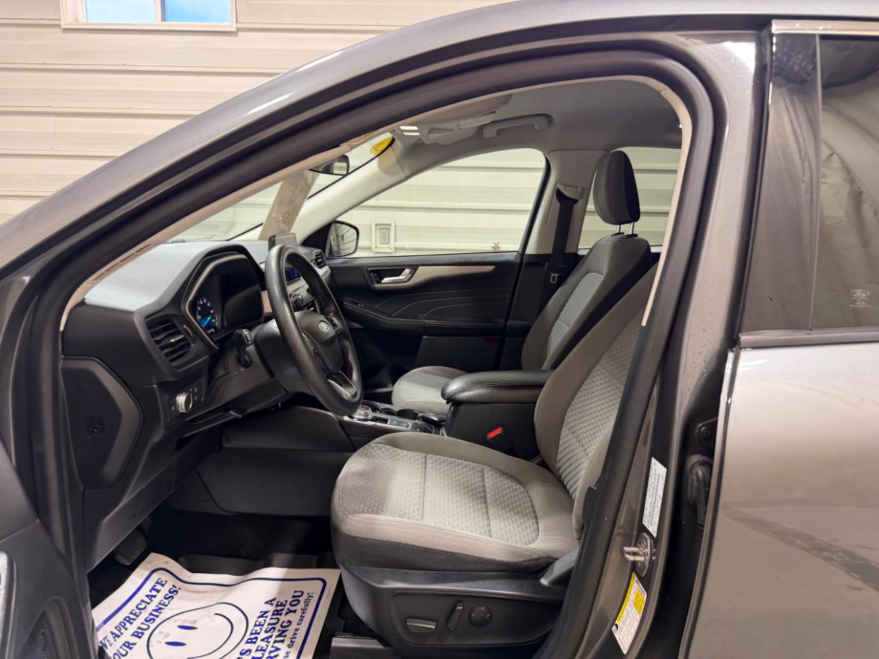 Ford Escape SE Hybrid FWD 2021