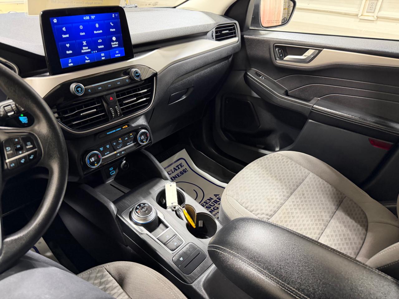 Ford Escape SE Hybrid FWD 2021