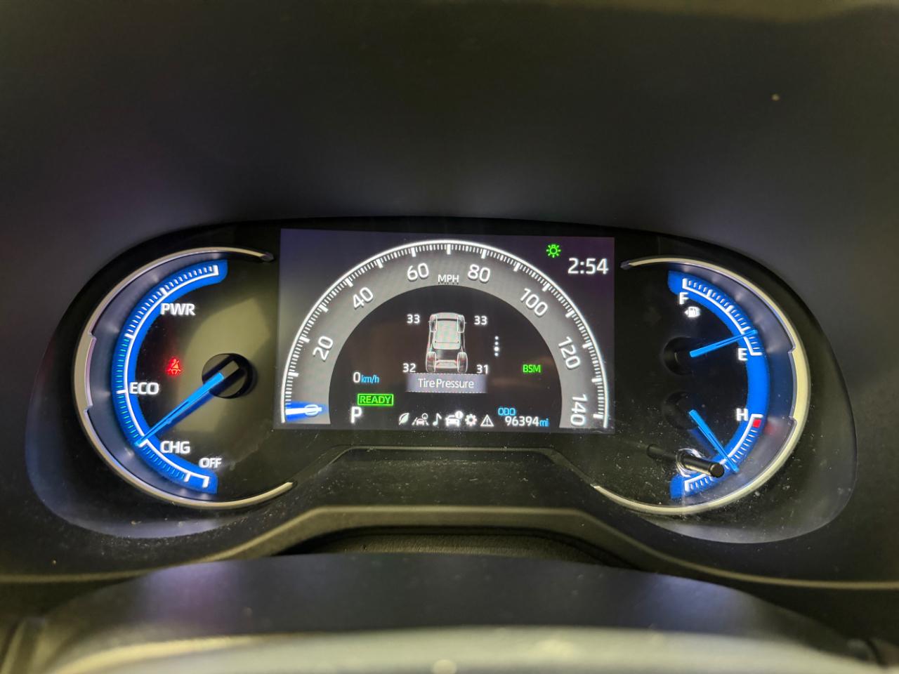 Toyota RAV4 Hybrid XLE AWD (Natl) 2024