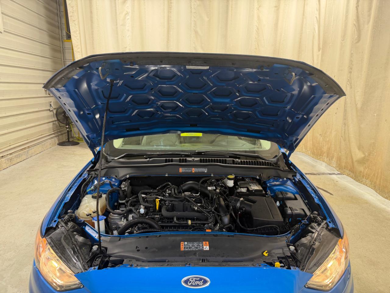 Ford Fusion SE FWD 2020
