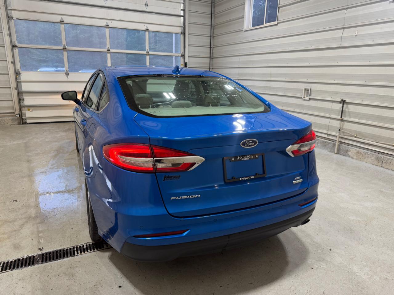 Ford Fusion SE FWD 2020