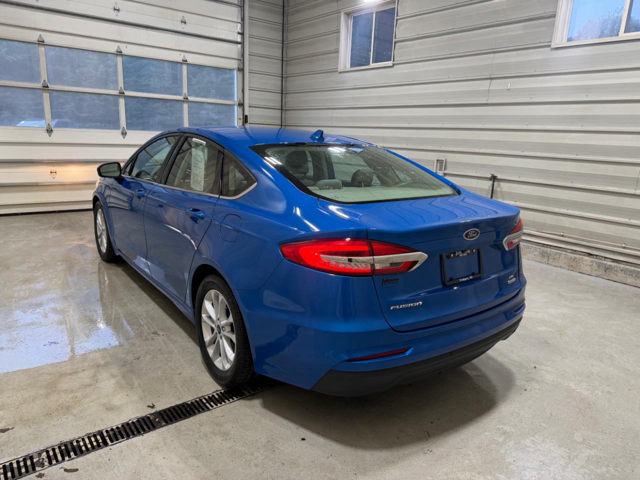 Ford Fusion SE FWD 2020