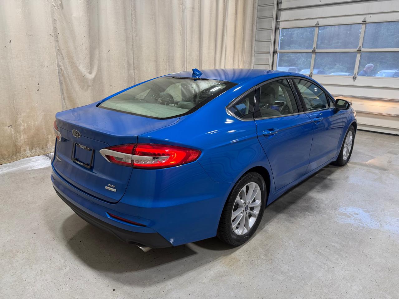 Ford Fusion SE FWD 2020