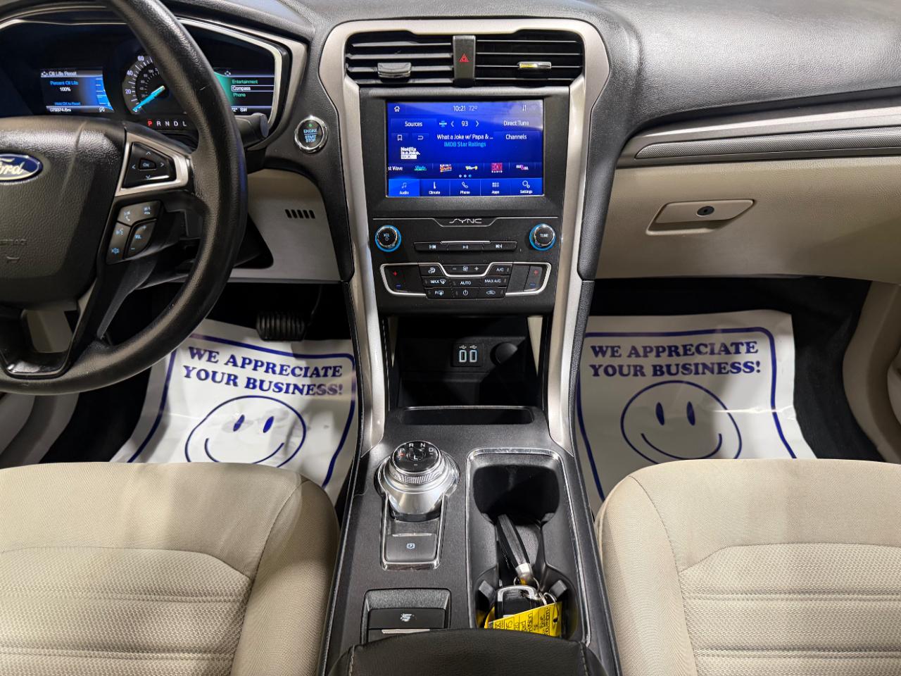 Ford Fusion SE FWD 2020