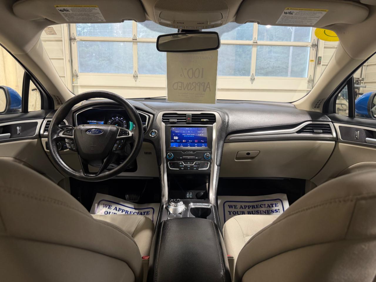 Ford Fusion SE FWD 2020