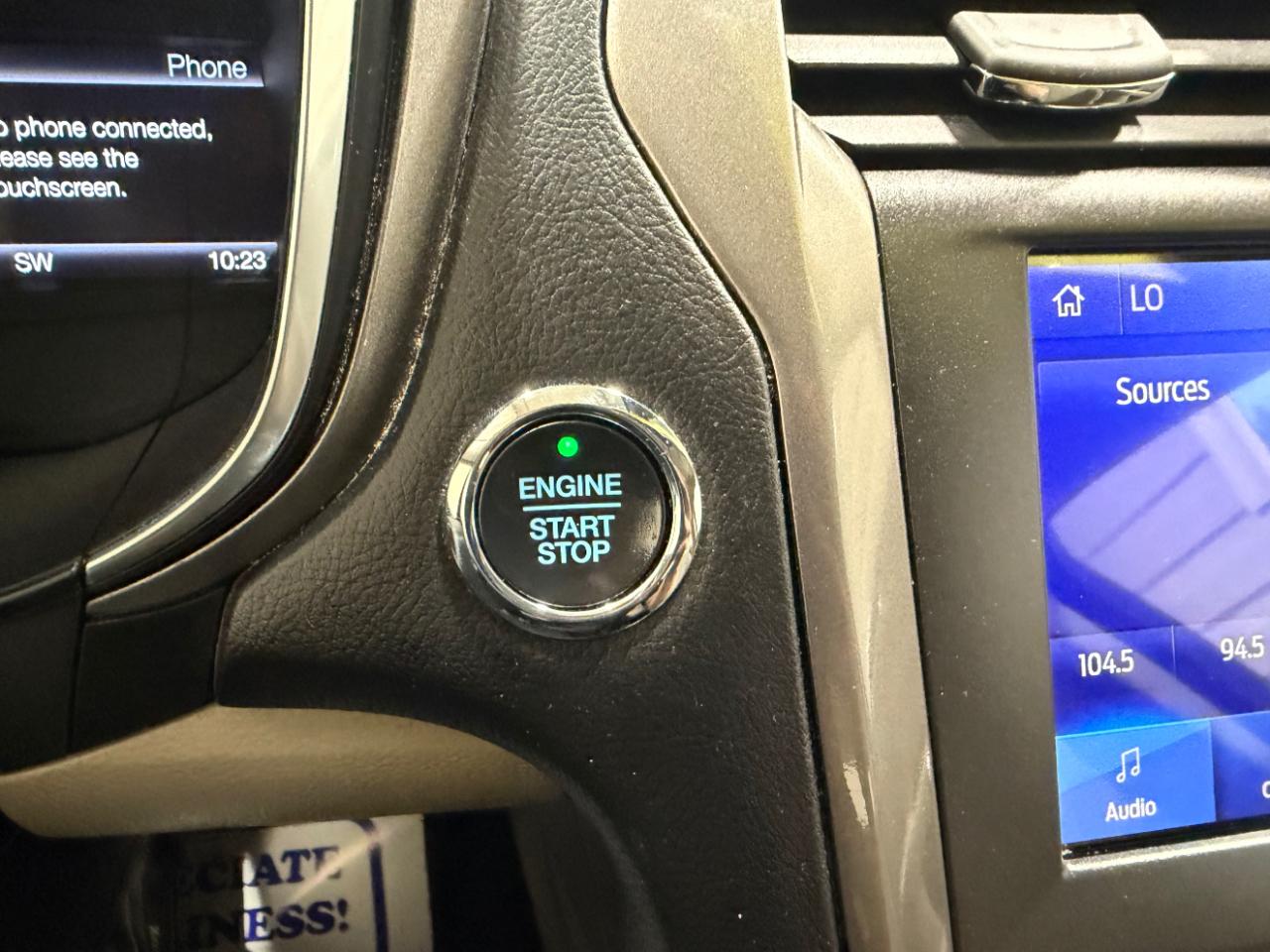 Ford Fusion SE FWD 2020