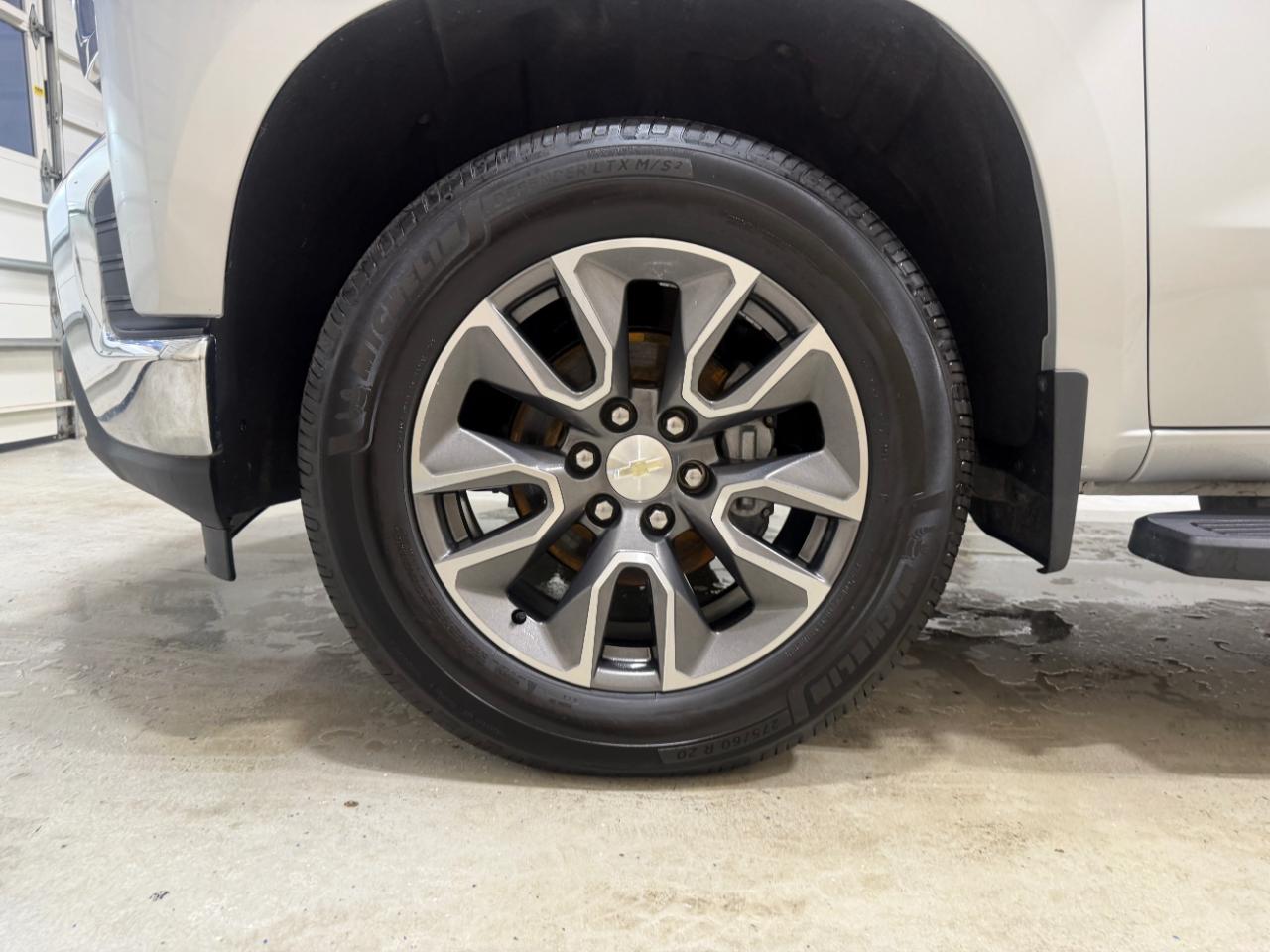 Chevrolet Silverado 1500 4WD Crew Cab 157" LT 2020