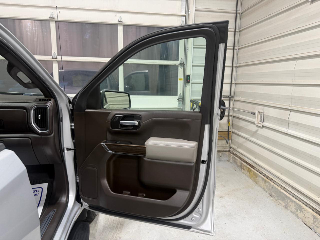 Chevrolet Silverado 1500 4WD Crew Cab 157" LT 2020