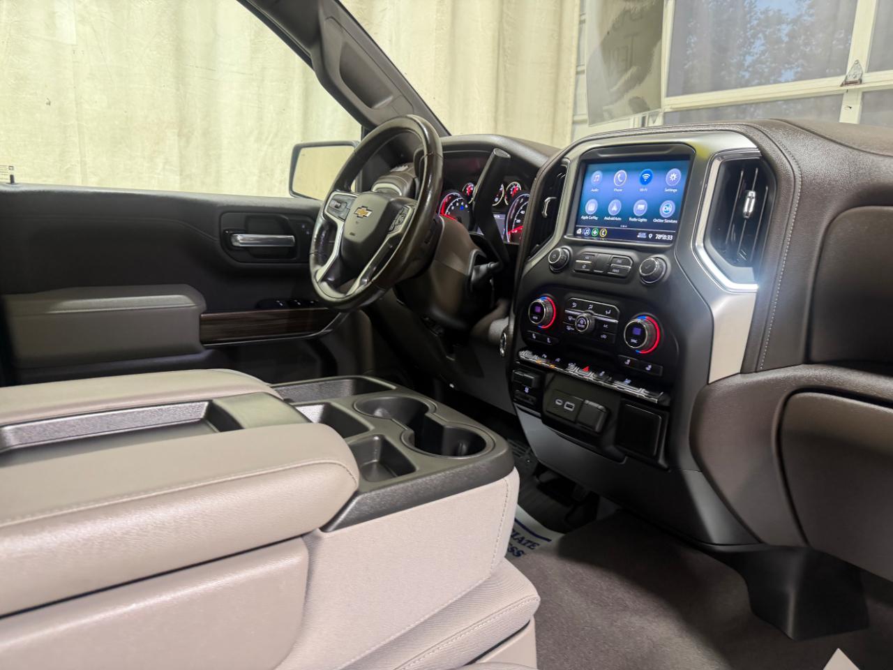 Chevrolet Silverado 1500 4WD Crew Cab 157" LT 2020