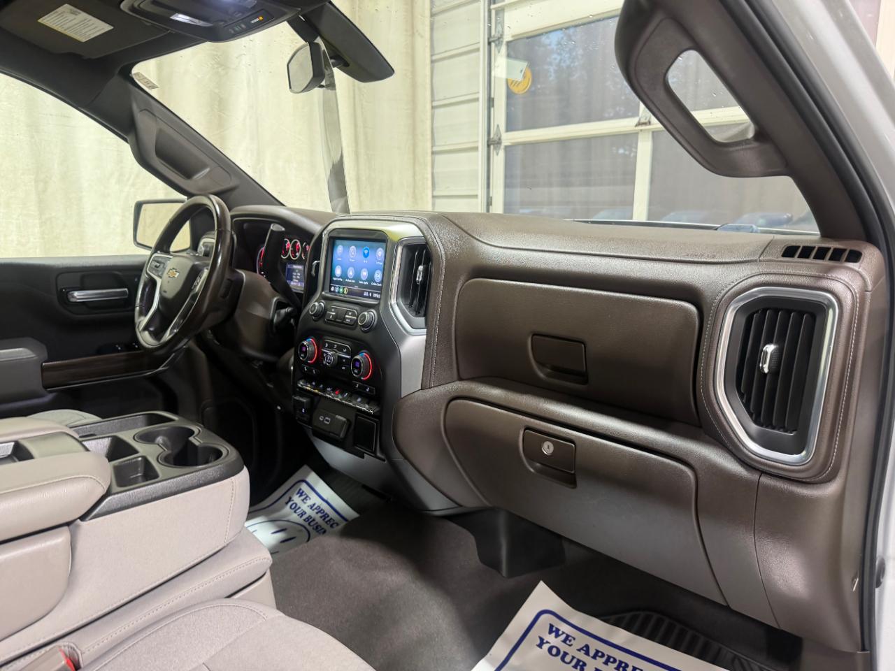 Chevrolet Silverado 1500 4WD Crew Cab 157" LT 2020