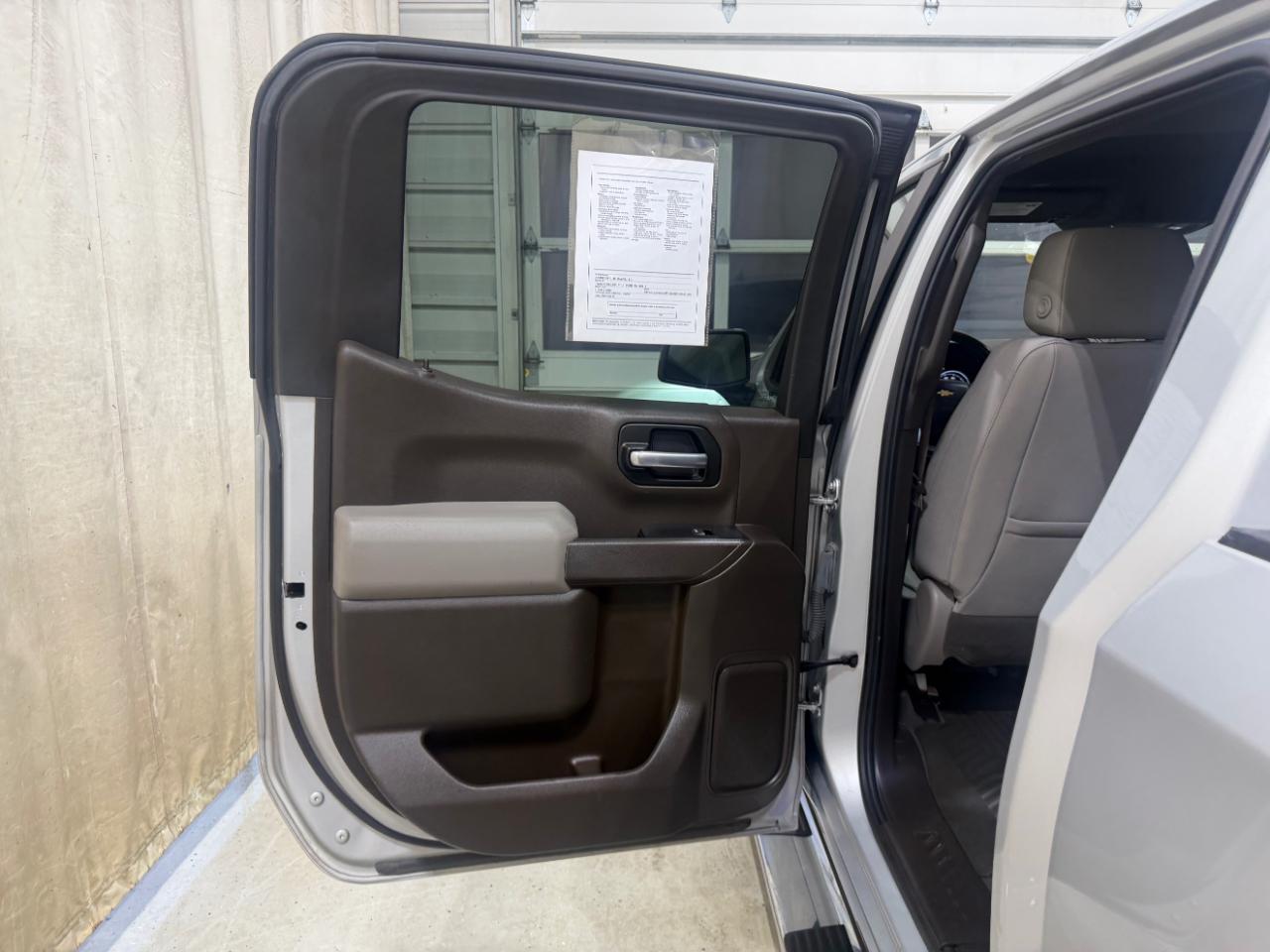 Chevrolet Silverado 1500 4WD Crew Cab 157" LT 2020