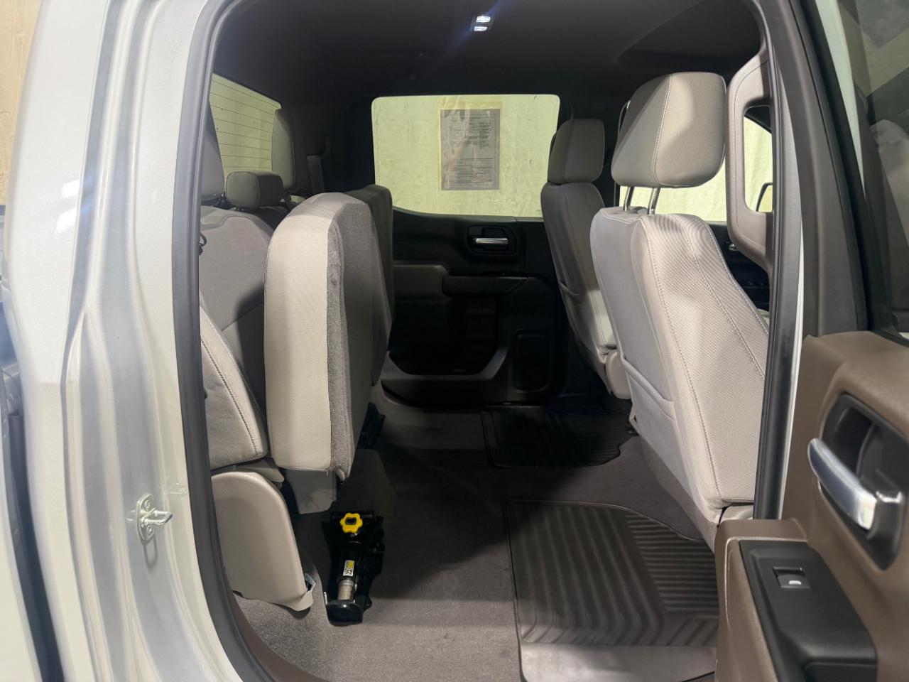 Chevrolet Silverado 1500 4WD Crew Cab 157" LT 2020
