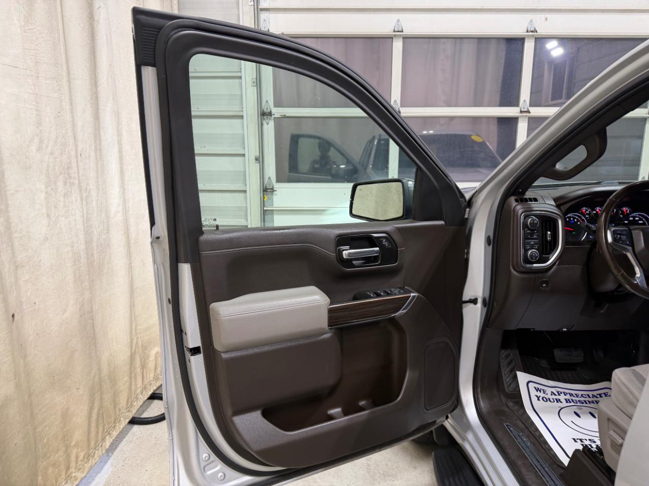 Chevrolet Silverado 1500 4WD Crew Cab 157" LT 2020