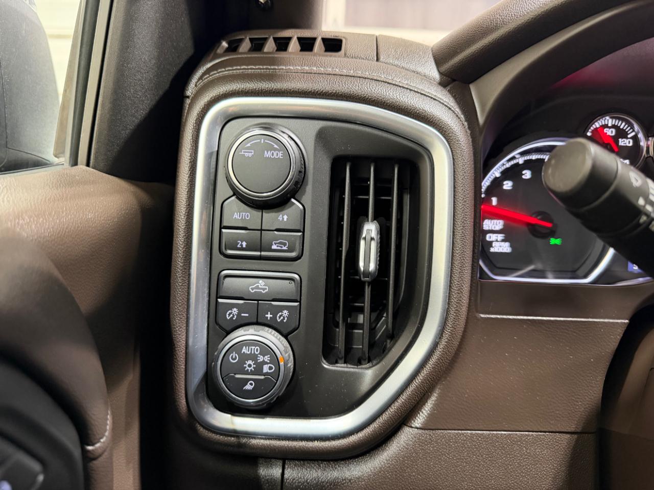 Chevrolet Silverado 1500 4WD Crew Cab 157" LT 2020
