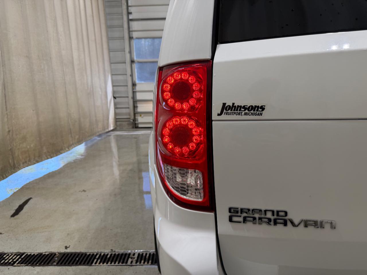 Dodge Grand Caravan SE Plus Wagon 2019