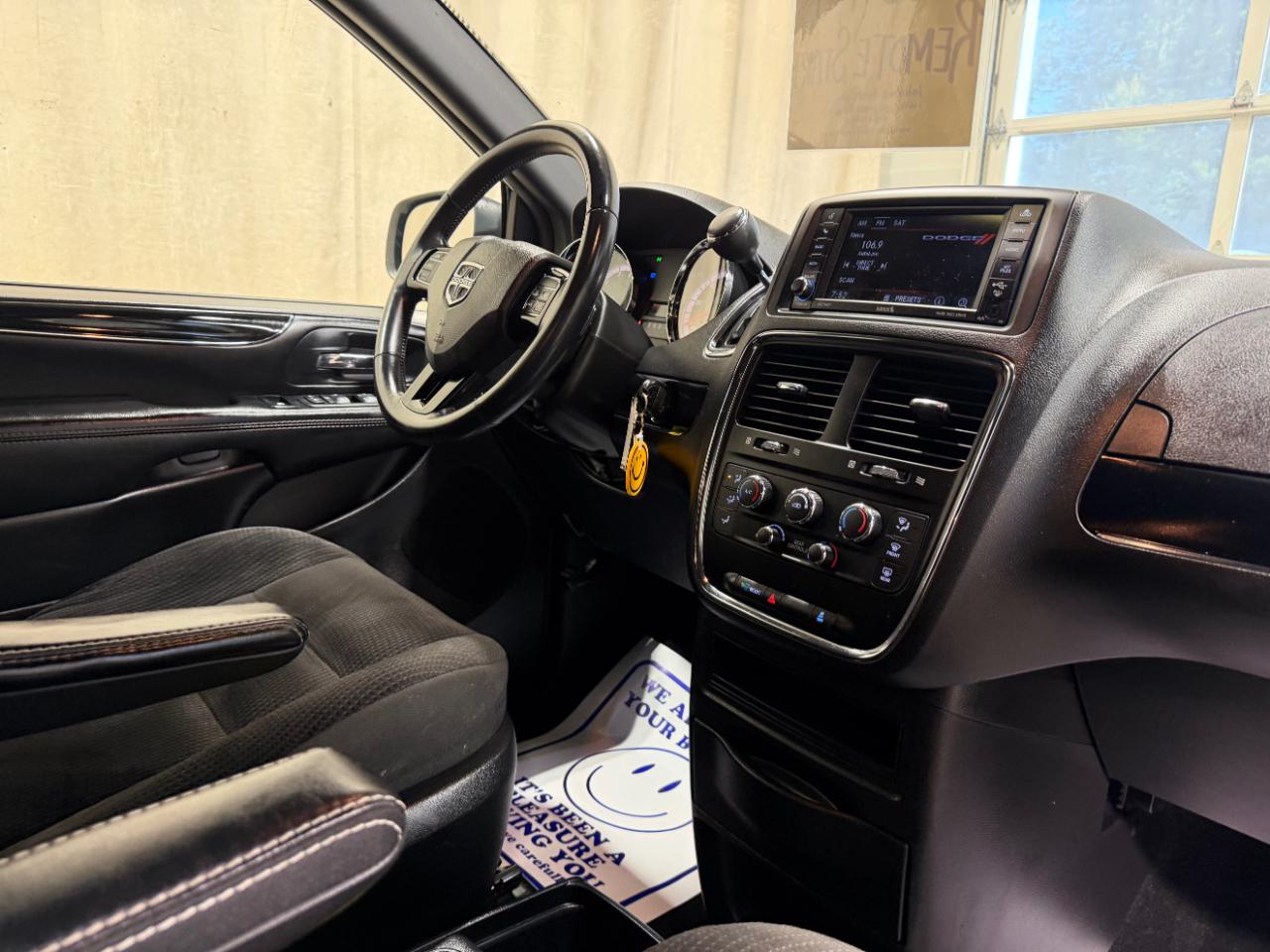 Dodge Grand Caravan SE Plus Wagon 2019