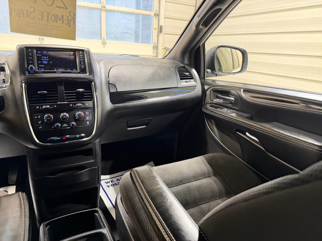 Dodge Grand Caravan SE Plus Wagon 2019
