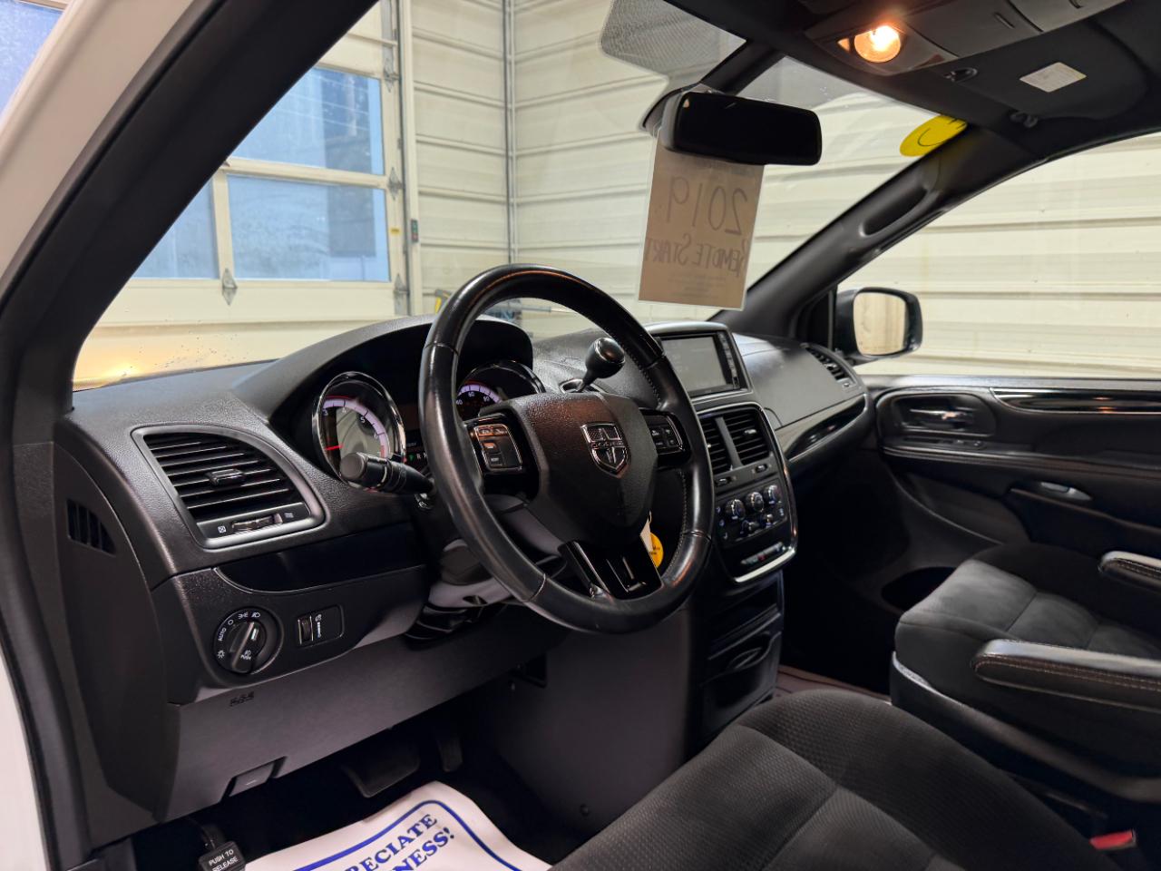 Dodge Grand Caravan SE Plus Wagon 2019