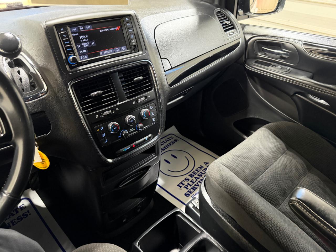 Dodge Grand Caravan SE Plus Wagon 2019