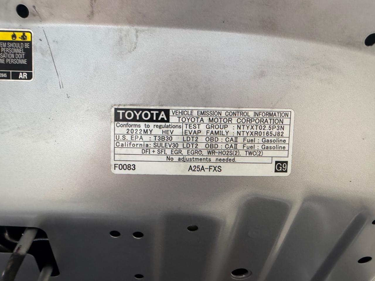 Toyota RAV4 Hybrid LE AWD (Natl) 2022