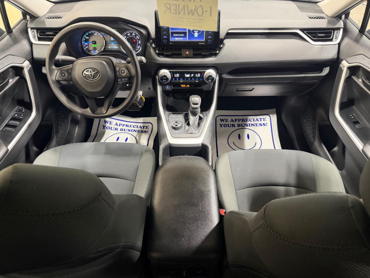 Toyota RAV4 Hybrid LE AWD (Natl) 2022