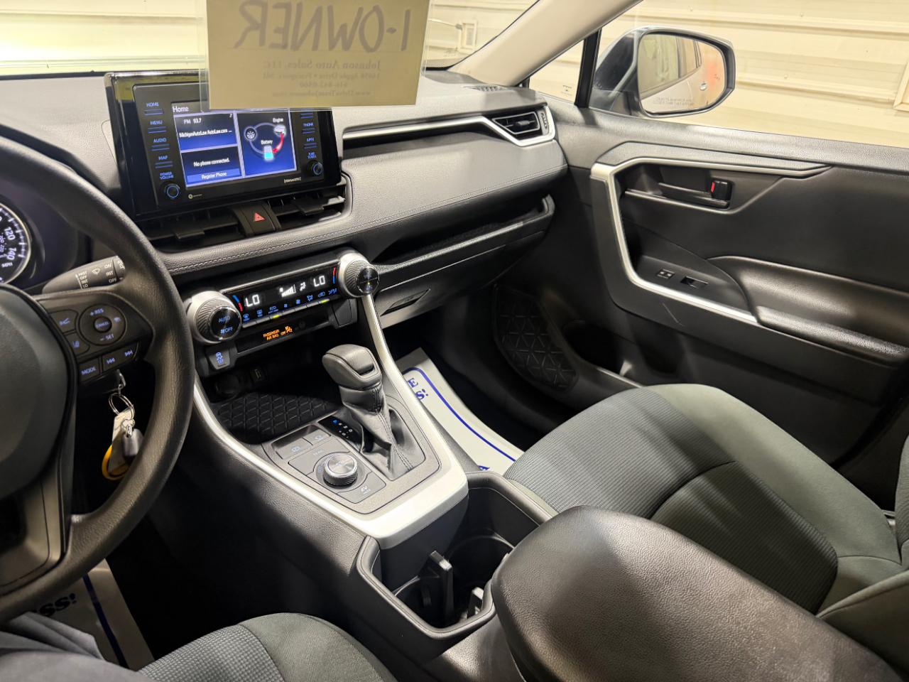 Toyota RAV4 Hybrid LE AWD (Natl) 2022