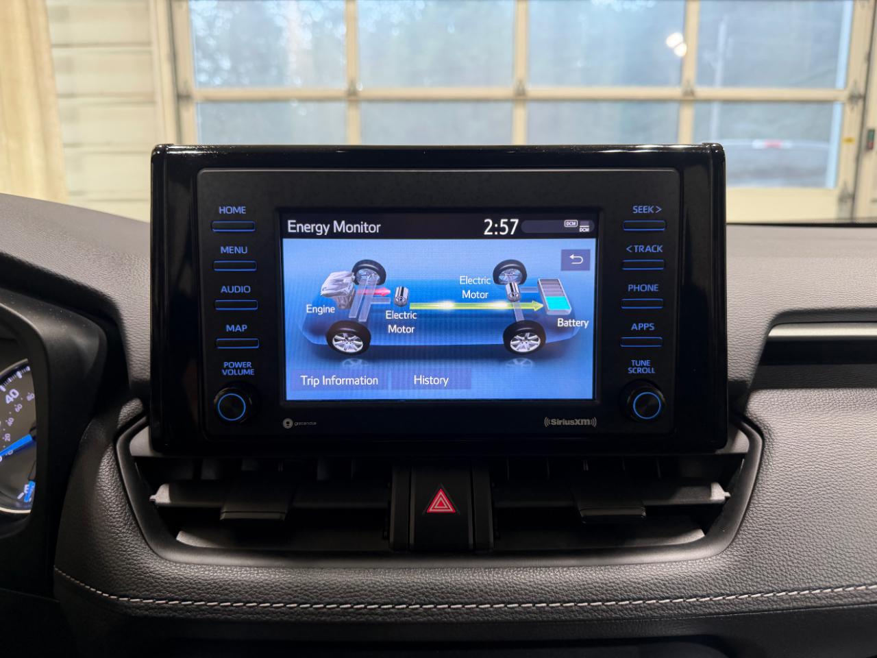 Toyota RAV4 Hybrid LE AWD (Natl) 2022