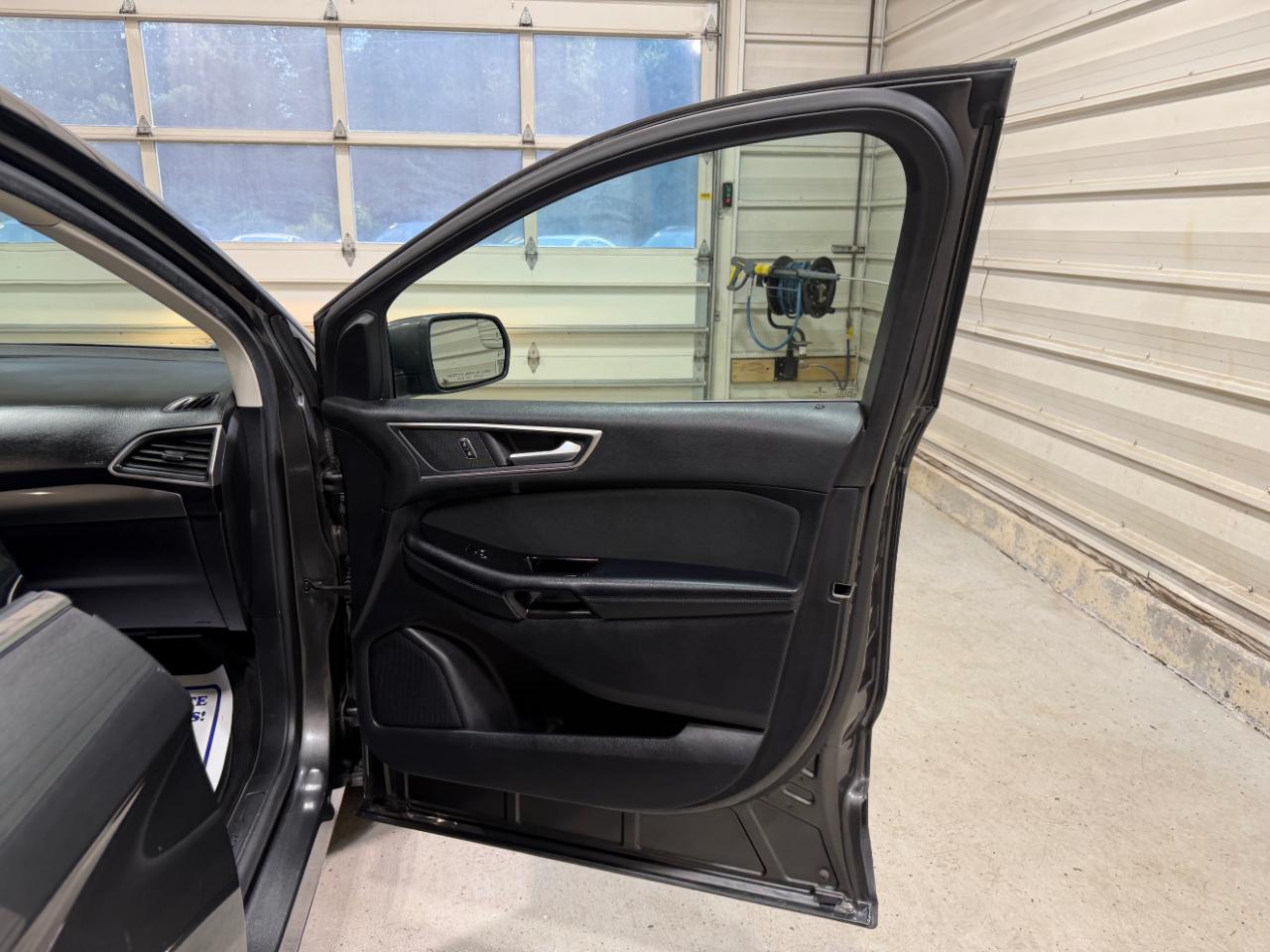 Ford Edge SEL FWD 2018