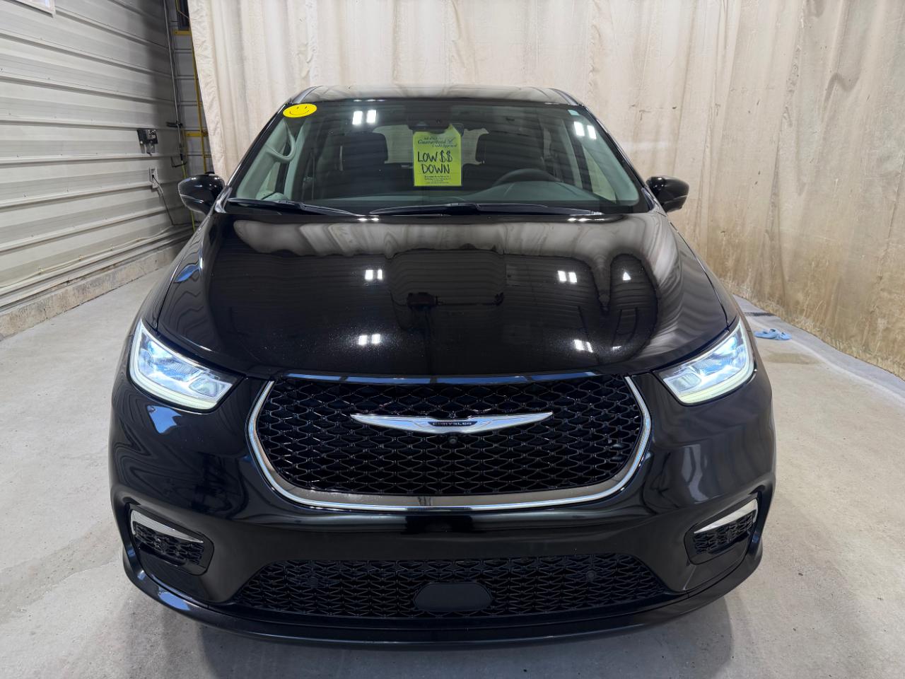 Chrysler Pacifica Touring L AWD 2024
