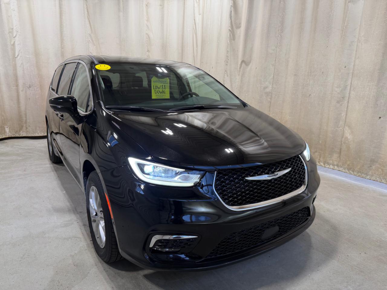 Chrysler Pacifica Touring L AWD 2024