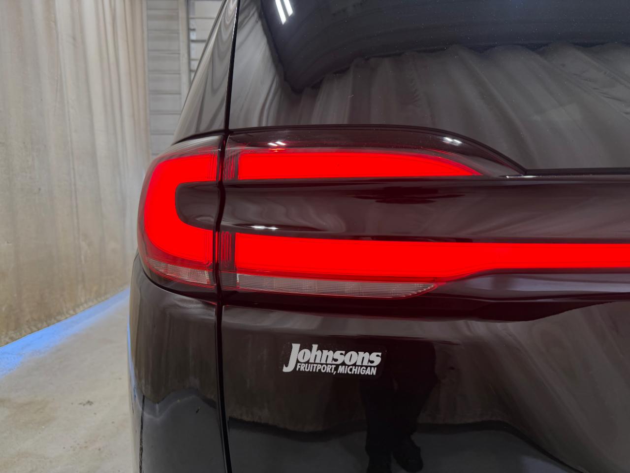 Chrysler Pacifica Touring L AWD 2024