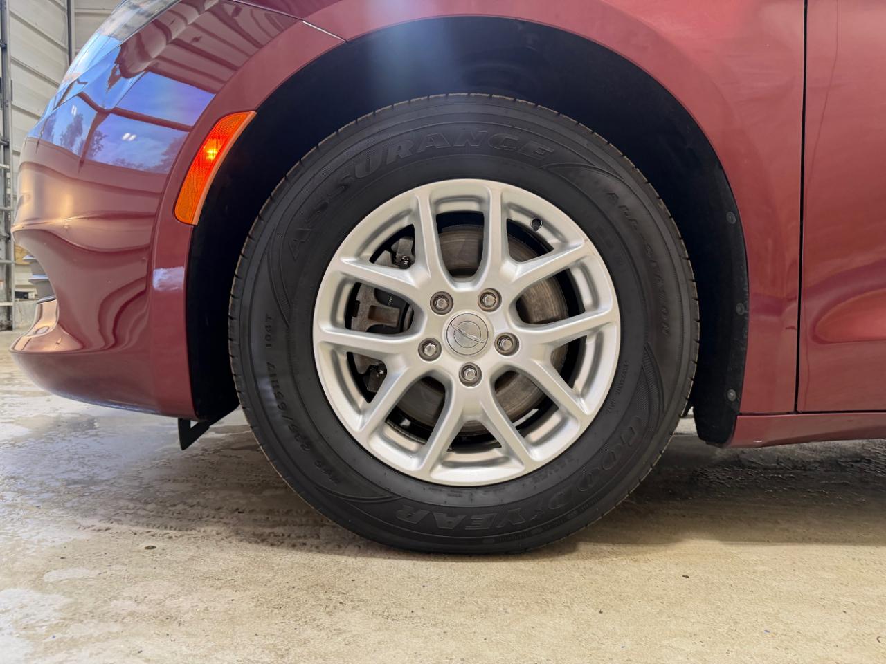 Chrysler Voyager LX FWD 2020