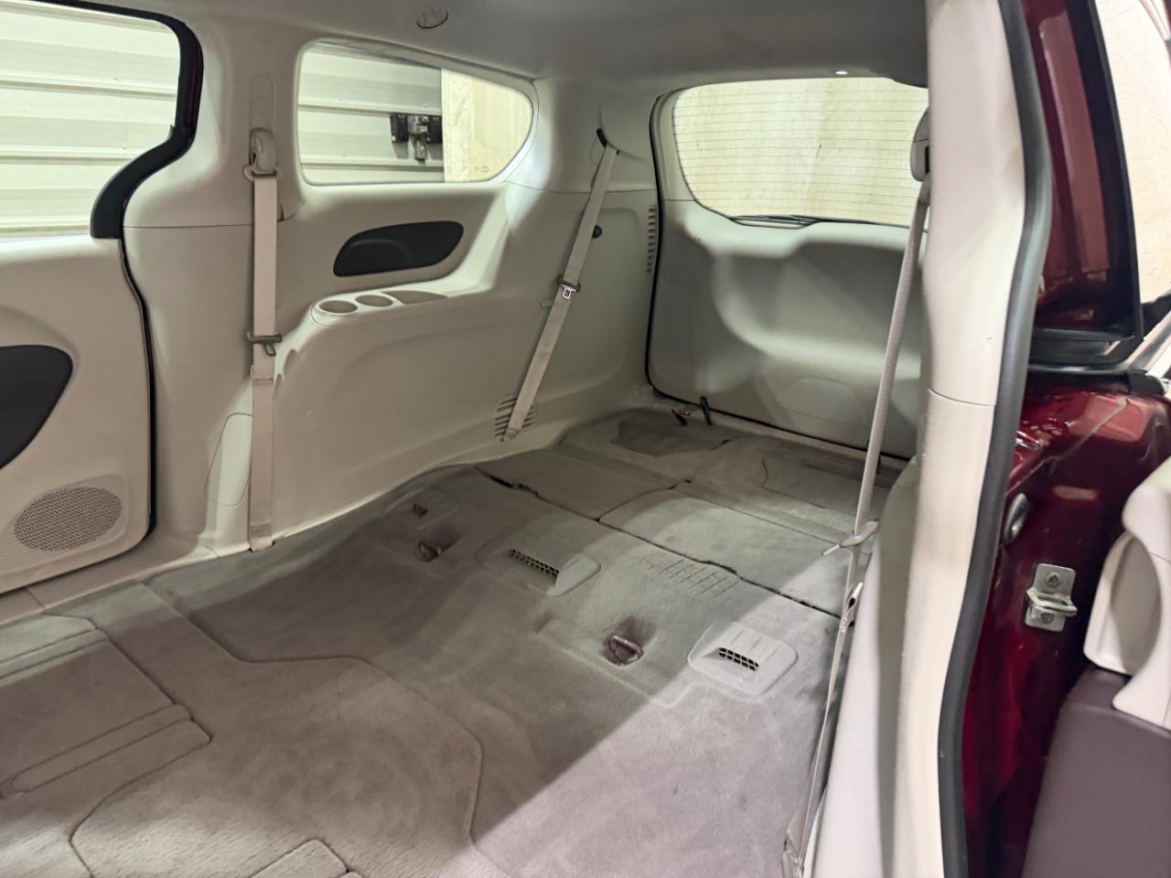 Chrysler Voyager LX FWD 2020