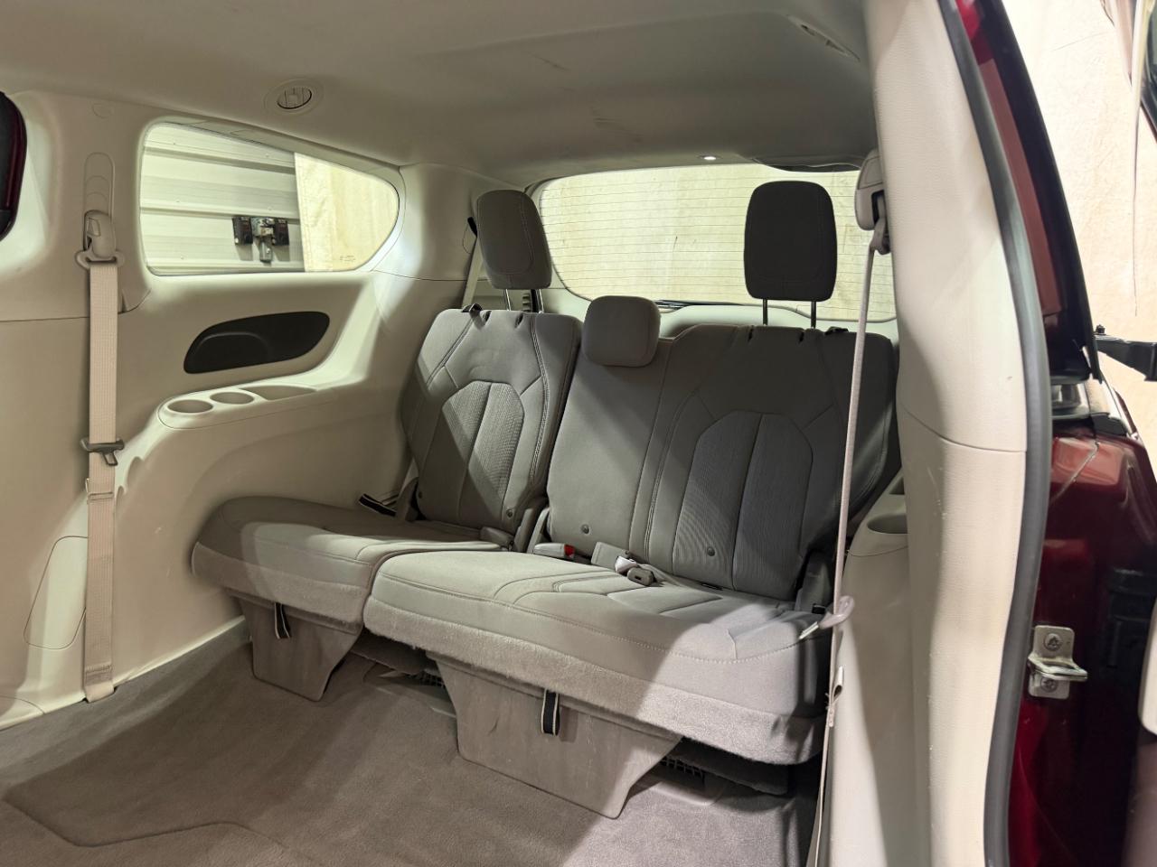 Chrysler Voyager LX FWD 2020
