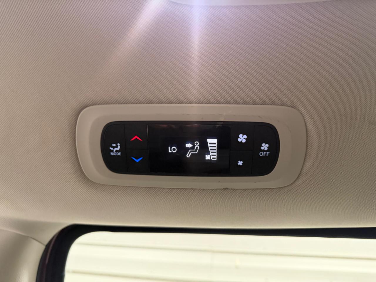 Chrysler Voyager LX FWD 2020