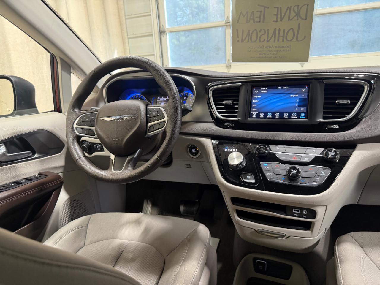 Chrysler Voyager LX FWD 2020
