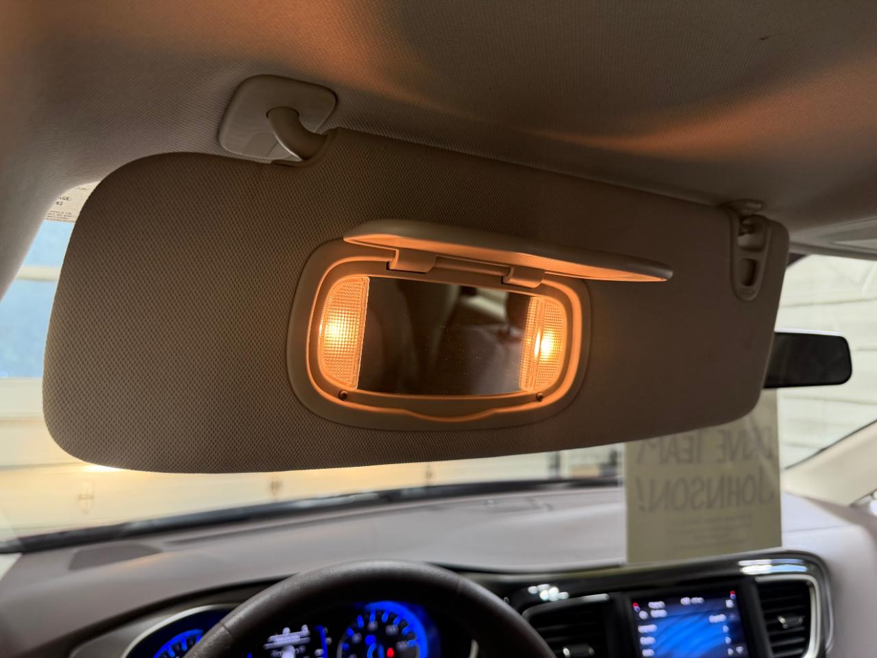 Chrysler Voyager LX FWD 2020