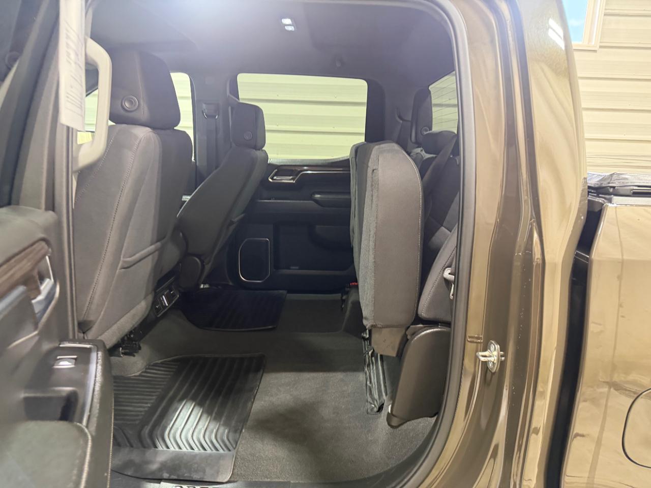 Chevrolet Silverado 1500 4WD Crew Cab 147" LT w/2FL 2023