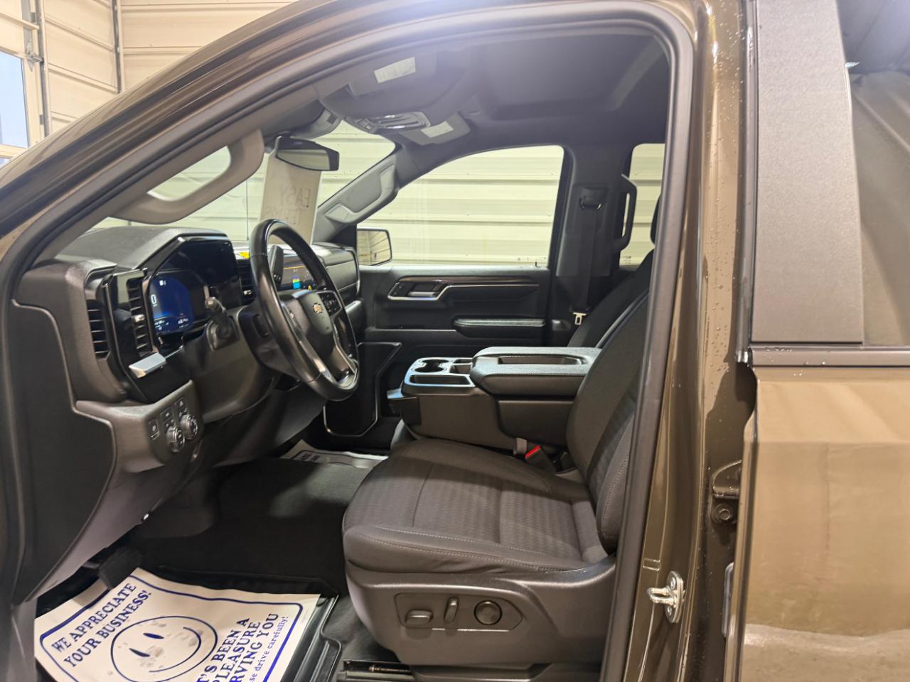 Chevrolet Silverado 1500 4WD Crew Cab 147" LT w/2FL 2023