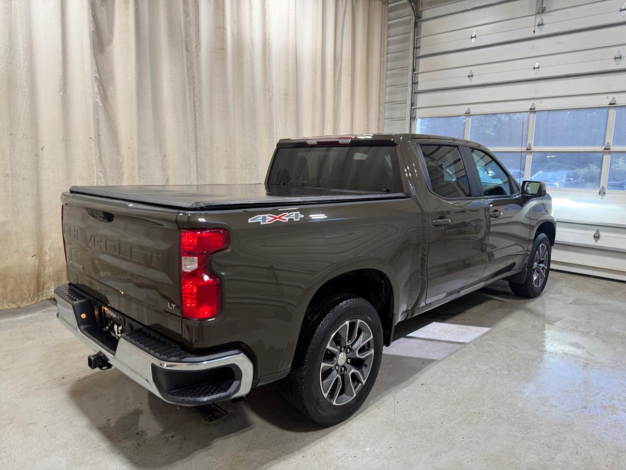 Chevrolet Silverado 1500 4WD Crew Cab 147" LT w/2FL 2023